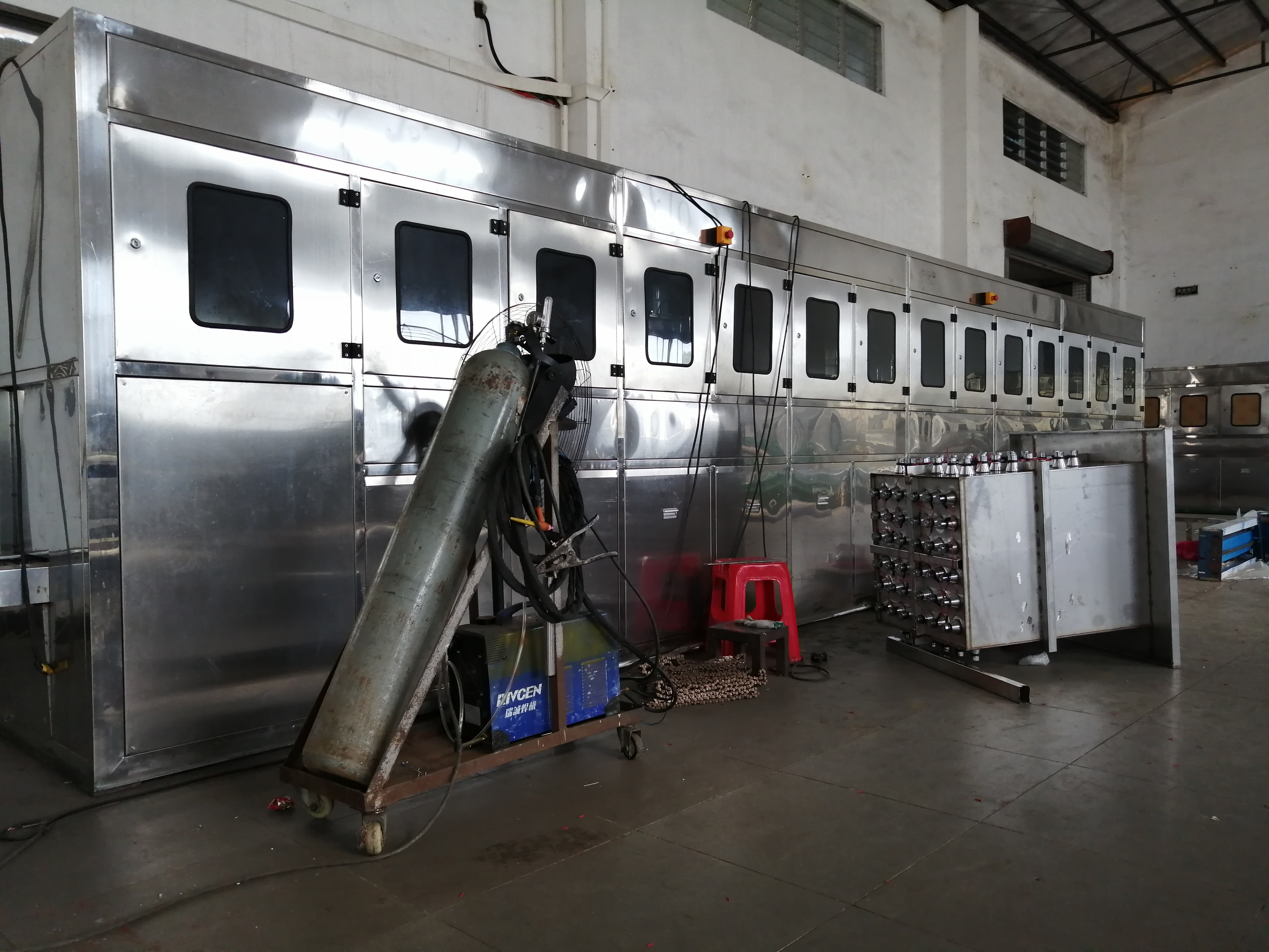 超声波清洗设备：精密清洗的终极指南