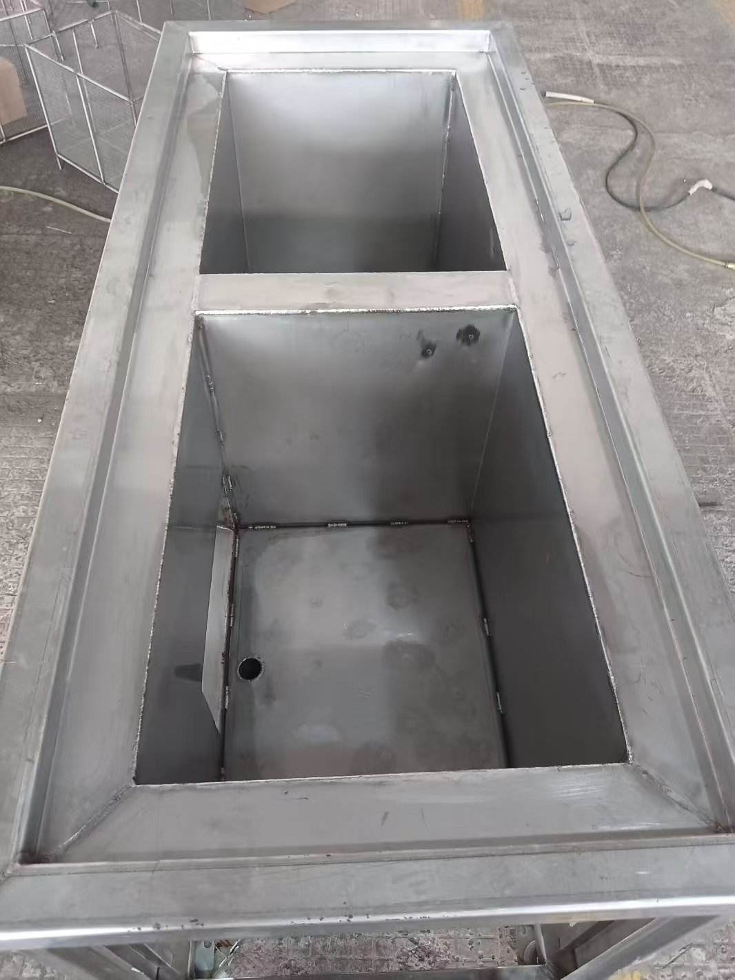 2025 Hit超声波清洗机适用于清洗塑料材质上的油脂和灰尘，便携式超声波清洗机