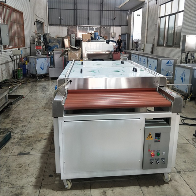 恒泰塑料板pvc除油清洗机 广州万通板毛刷胶辊喷淋清洗烘干机